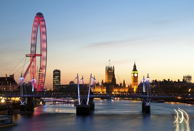 英国财政大臣亨特：我相信我们能够消除与欧盟在单一市场之外的贸易壁垒