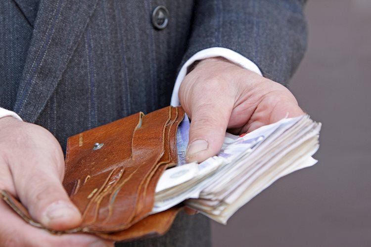 摩根大通，摩根斯坦利和其他大银行正在就支持第一共和银行进行谈话——华尔街日报